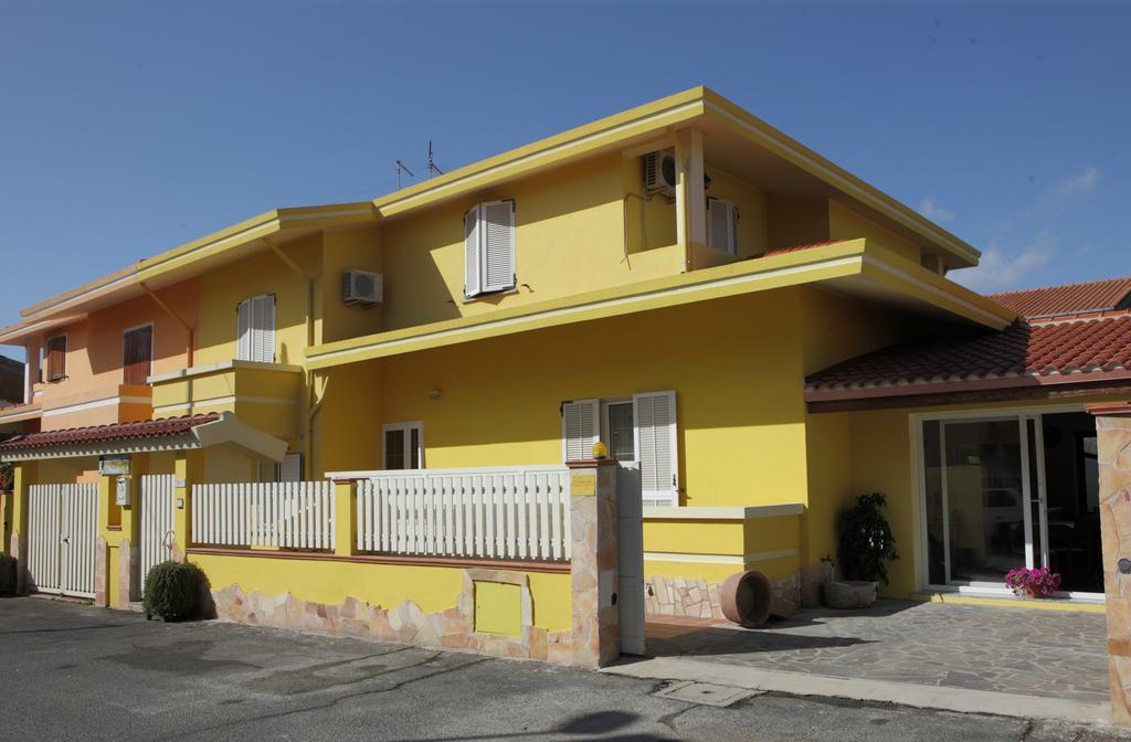 Càbras B&B Terre Del Sinis المظهر الخارجي الصورة