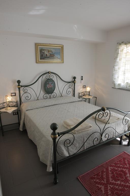 Càbras B&B Terre Del Sinis الغرفة الصورة