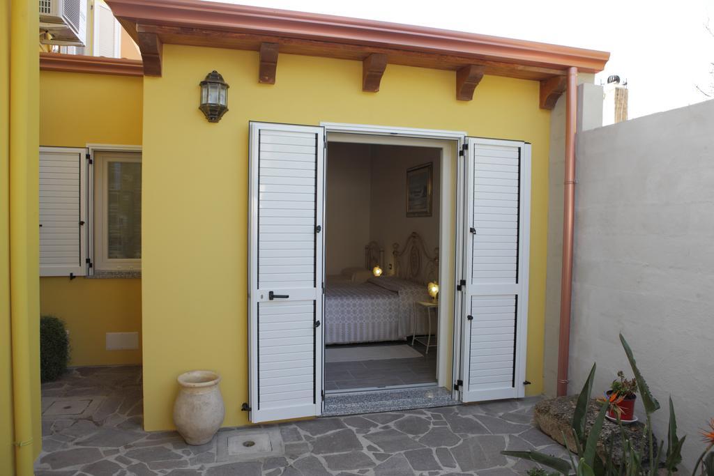 Càbras B&B Terre Del Sinis المظهر الخارجي الصورة
