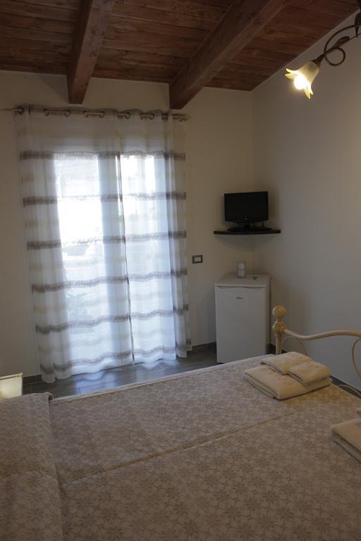 Càbras B&B Terre Del Sinis الغرفة الصورة
