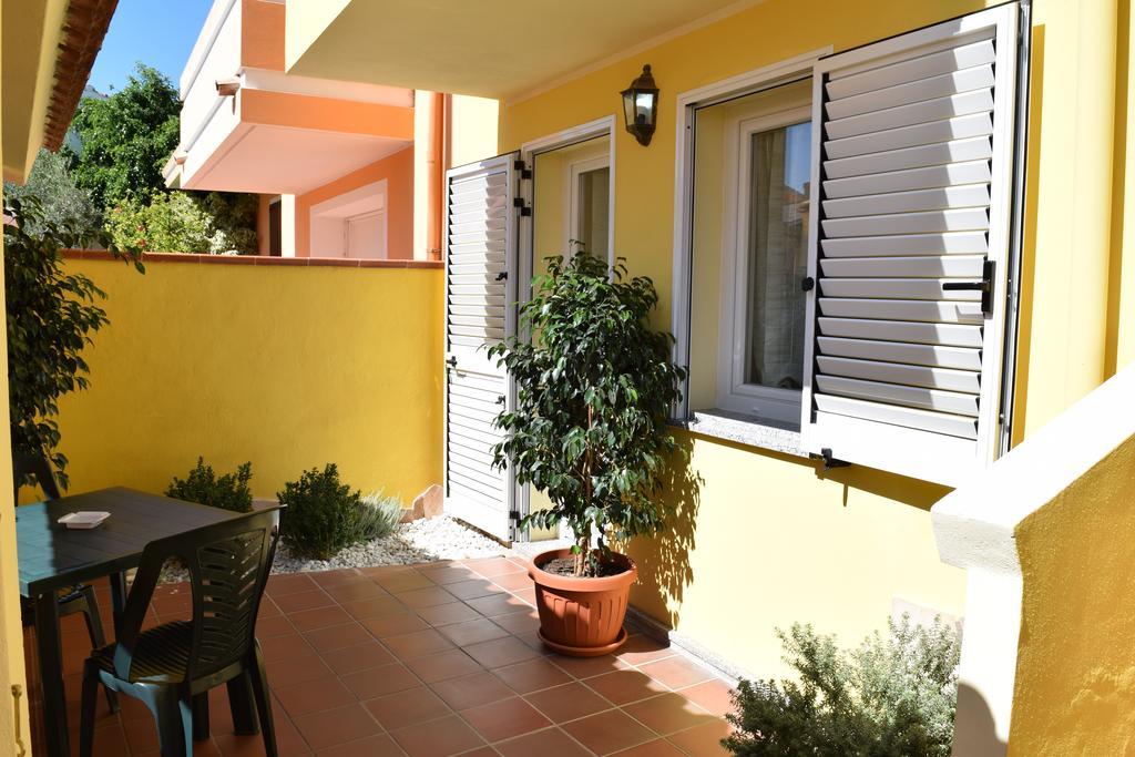 Càbras B&B Terre Del Sinis المظهر الخارجي الصورة
