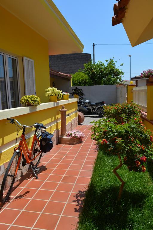 Càbras B&B Terre Del Sinis المظهر الخارجي الصورة